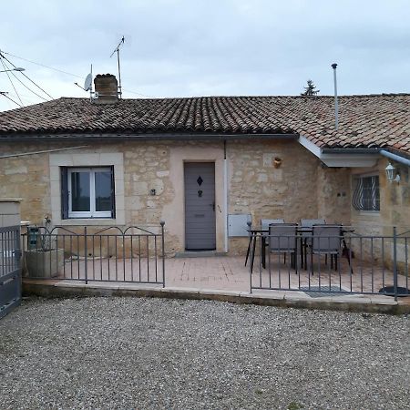 Gite Les Deux Meules Sainte-Colombe  Esterno foto