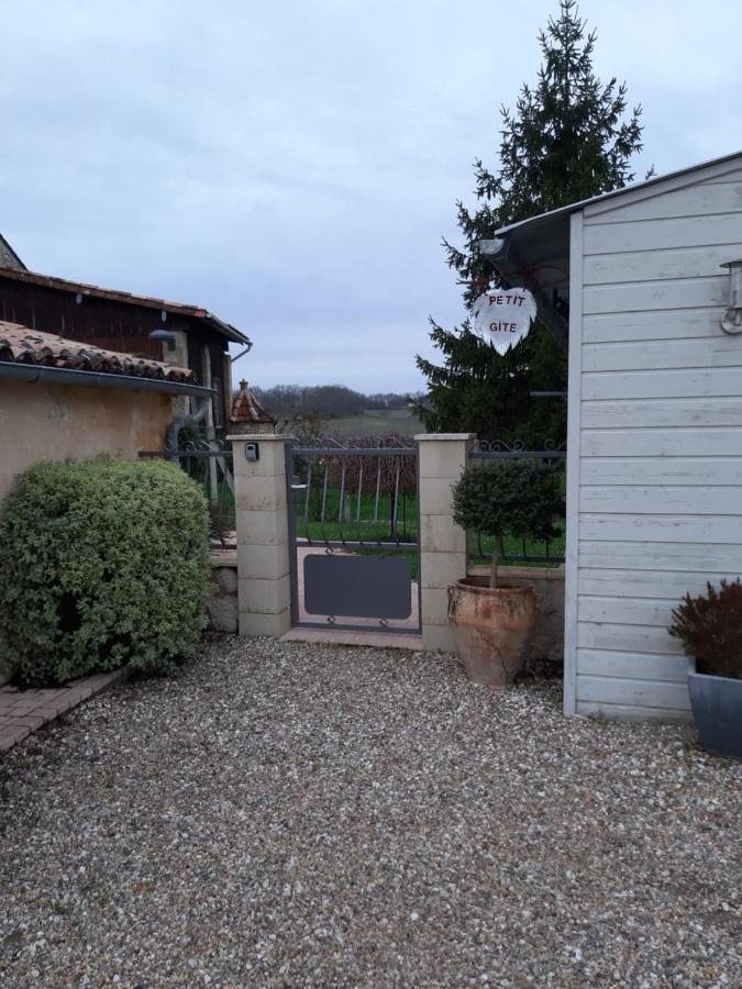 Gite Les Deux Meules Sainte-Colombe  Esterno foto