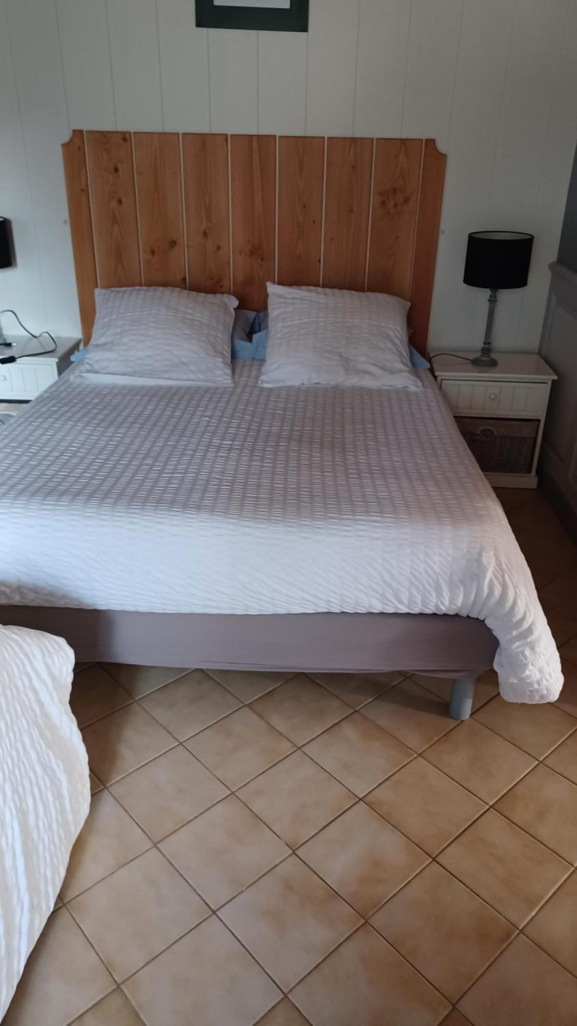 Gite Les Deux Meules Sainte-Colombe  Esterno foto