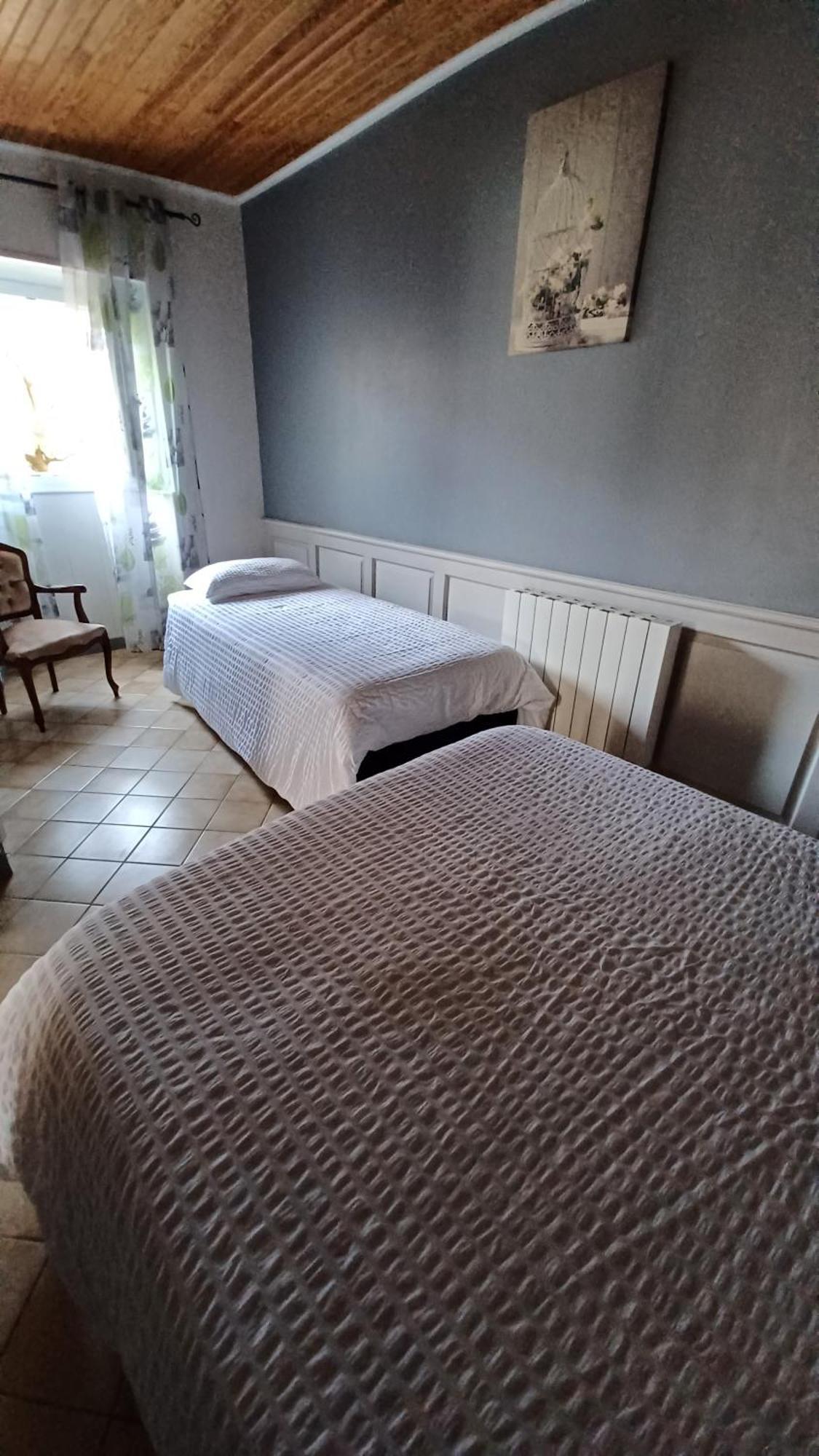 Gite Les Deux Meules Sainte-Colombe  Esterno foto